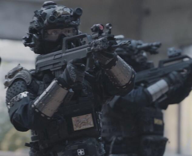 暗区突围端游：如何有效躲避、避免与暗区突围开辅助的玩家正面交锋